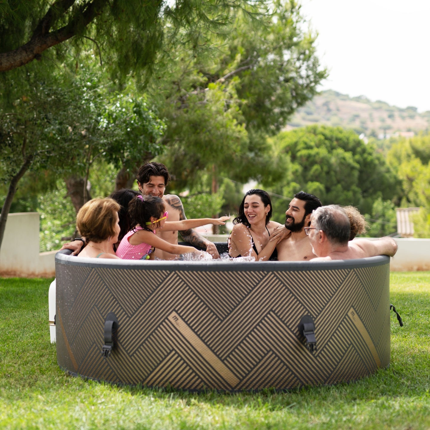 Mono-Eco 8 Portable Spa
