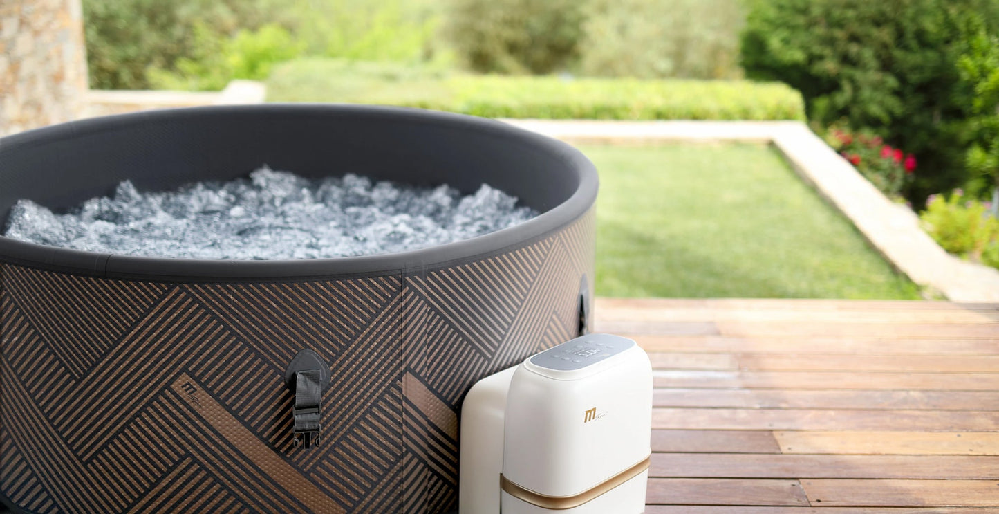 Mono-Eco 8 Portable Spa  Halloween Special