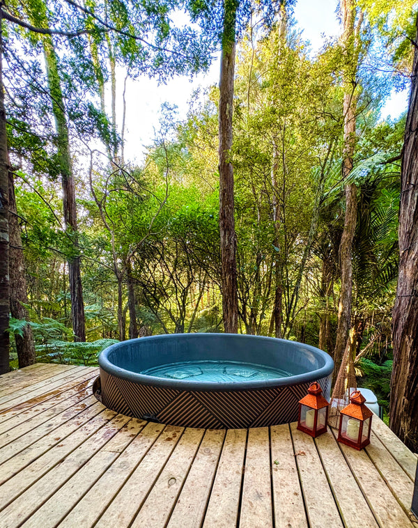 Fantail Bush Chalet and Hot tub
